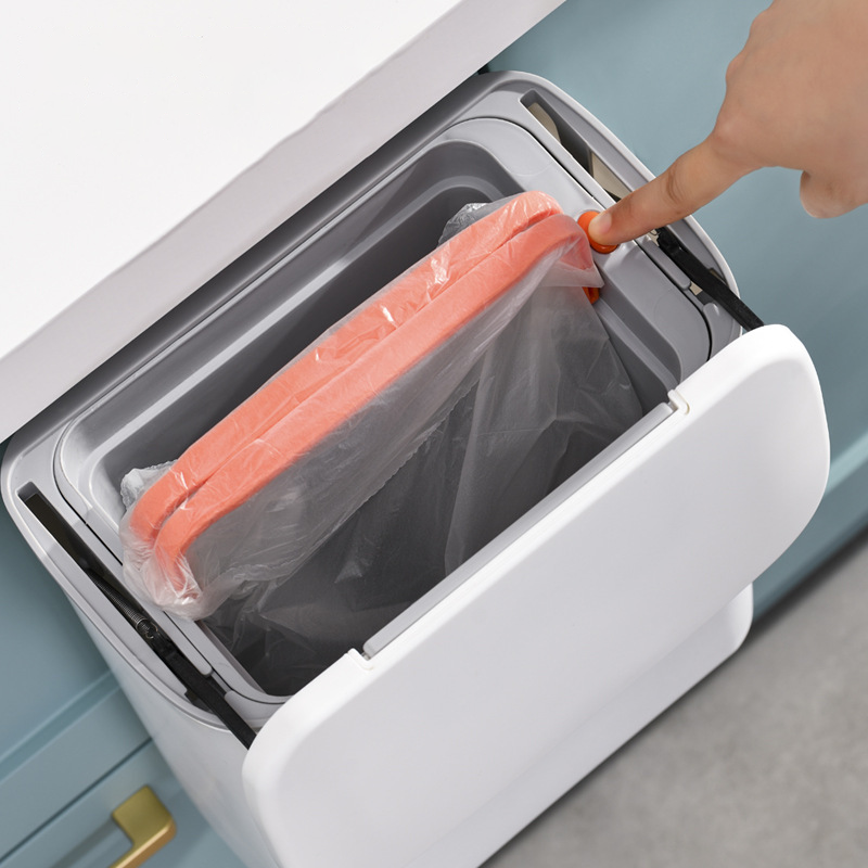 Space-Saving Kitchen Waste Bin with Easy-Access Lid