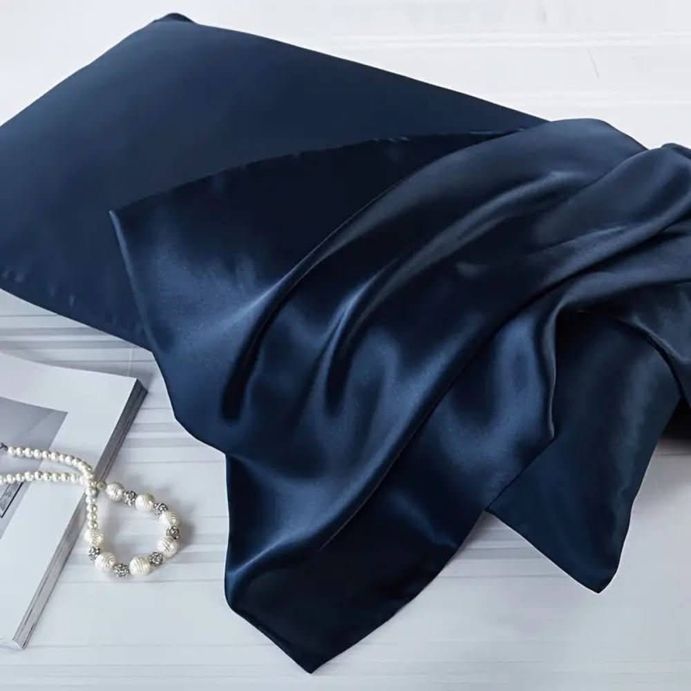 SilkDream Pillowcase - Soft Silk for Restful Sleep
