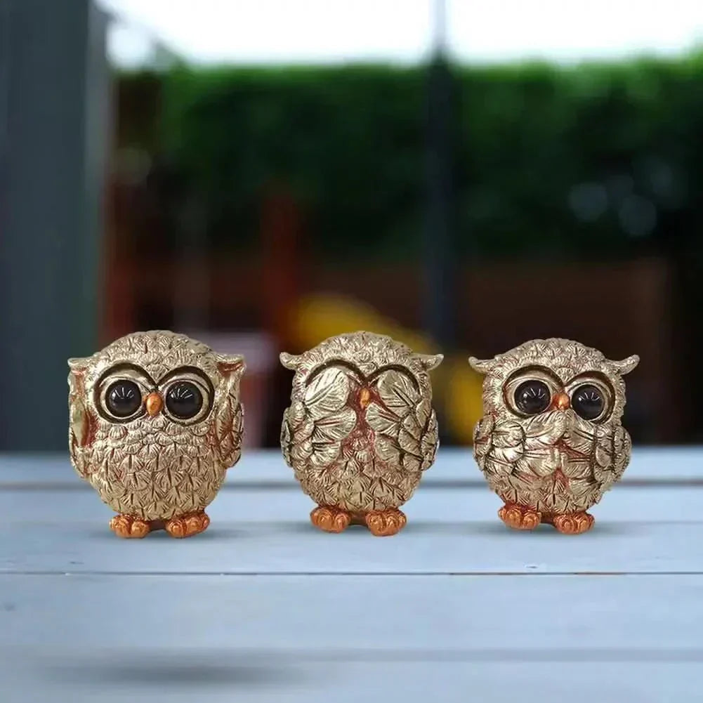 Elegant Artisan Owl Figurine - Handcrafted Home Accent