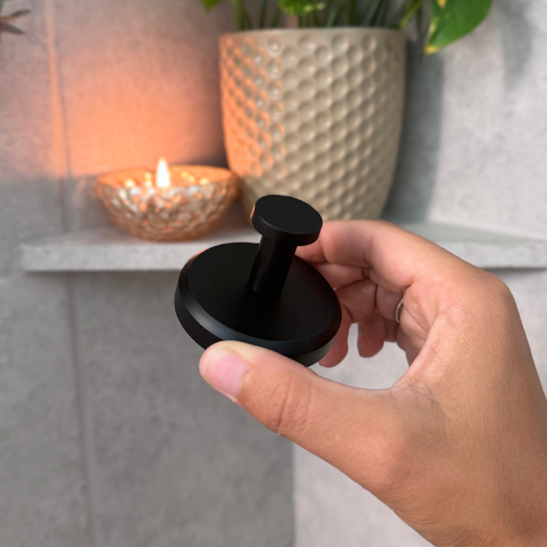 Powerful Suction Hooks for Your Bathroom and Kitchen Space