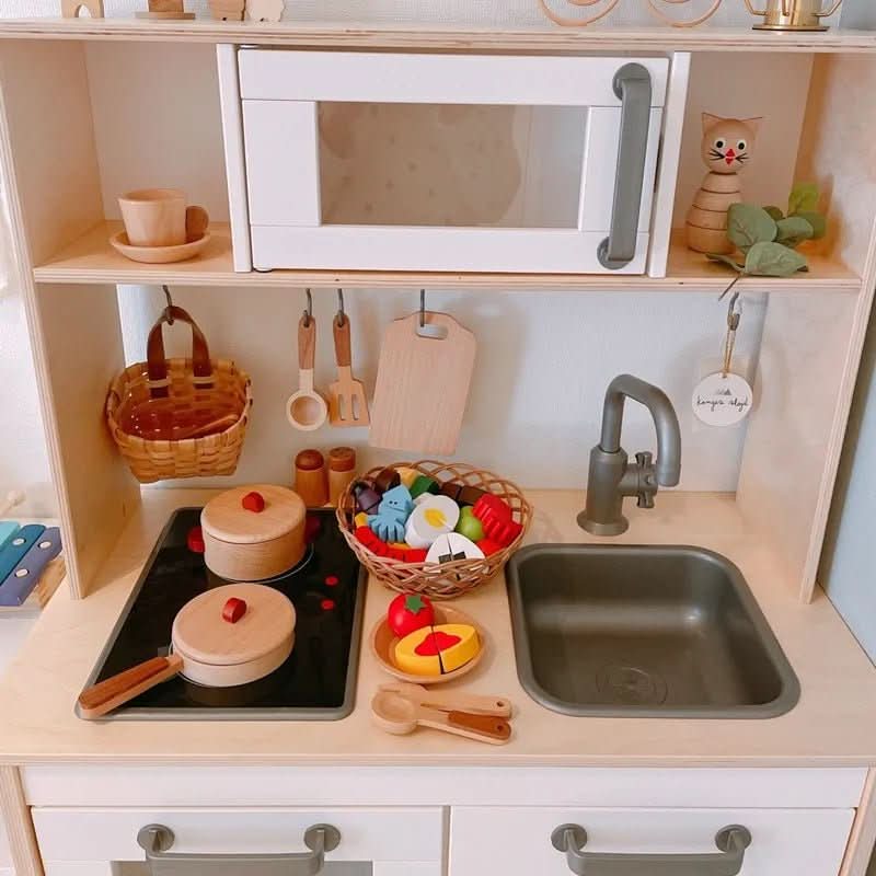 NaturePlay Wooden Kids Kitchen: Rustic Tree Trunk Role-Play Set