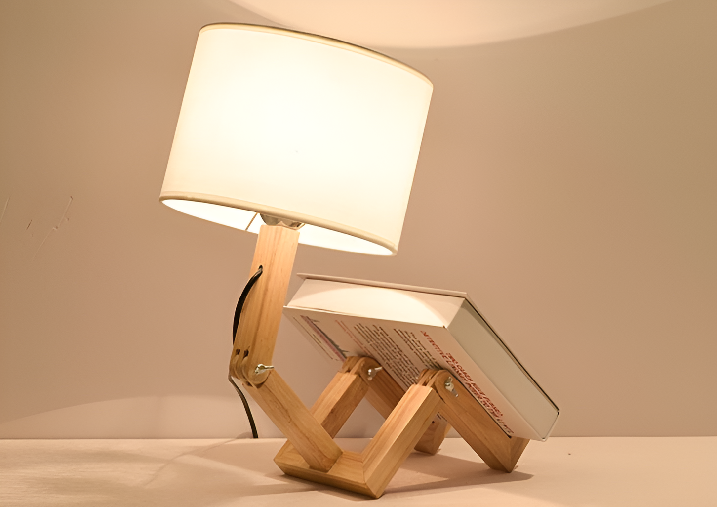 Flexible Taavita Lamp - Solid Wood Robot Desk Lamp