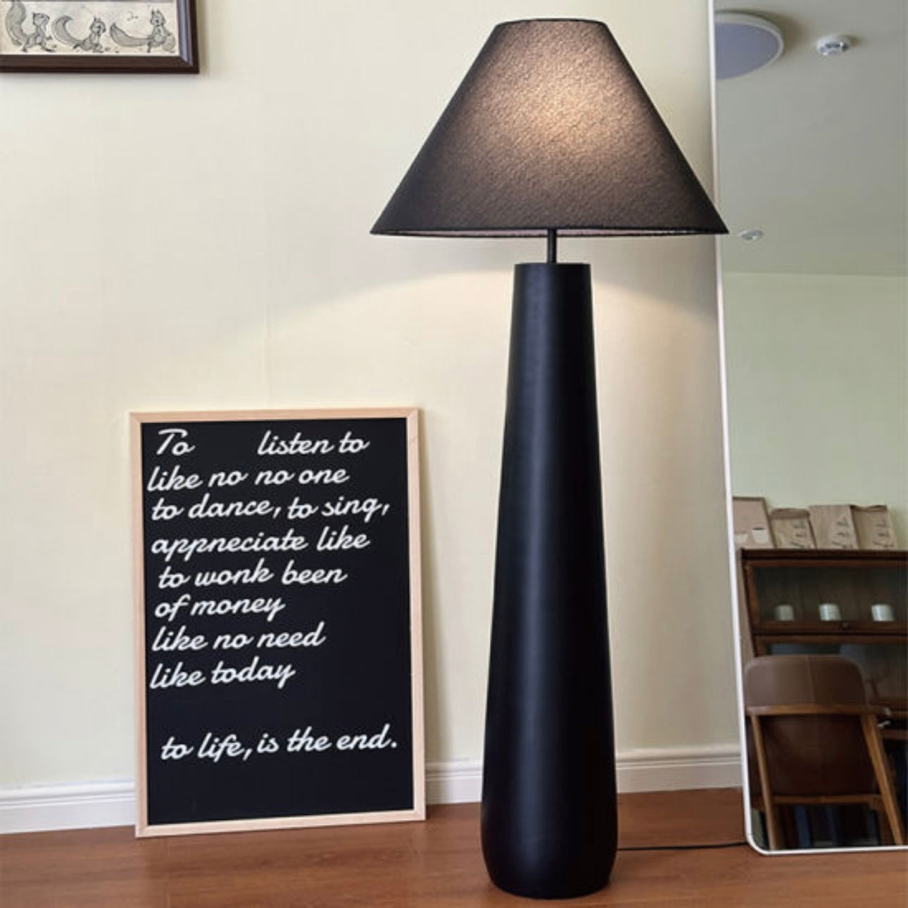 Taavita Floor Lamp - Elegant and Modern Addition for Any Room