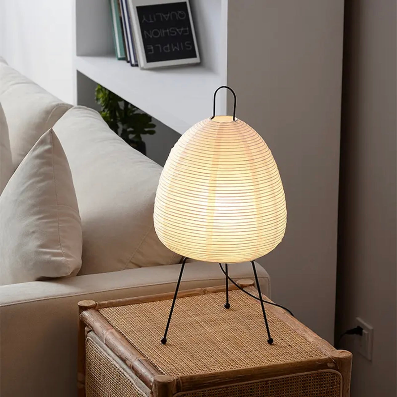 Taavita - Japanese Akari Style Floor Lamp with Elegant Design and High-Quality Material