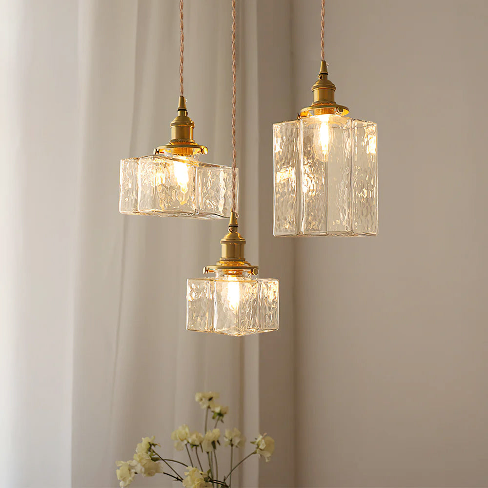 Contemporary Kitchen Pendant Light Fixture in Elegant Glass Design