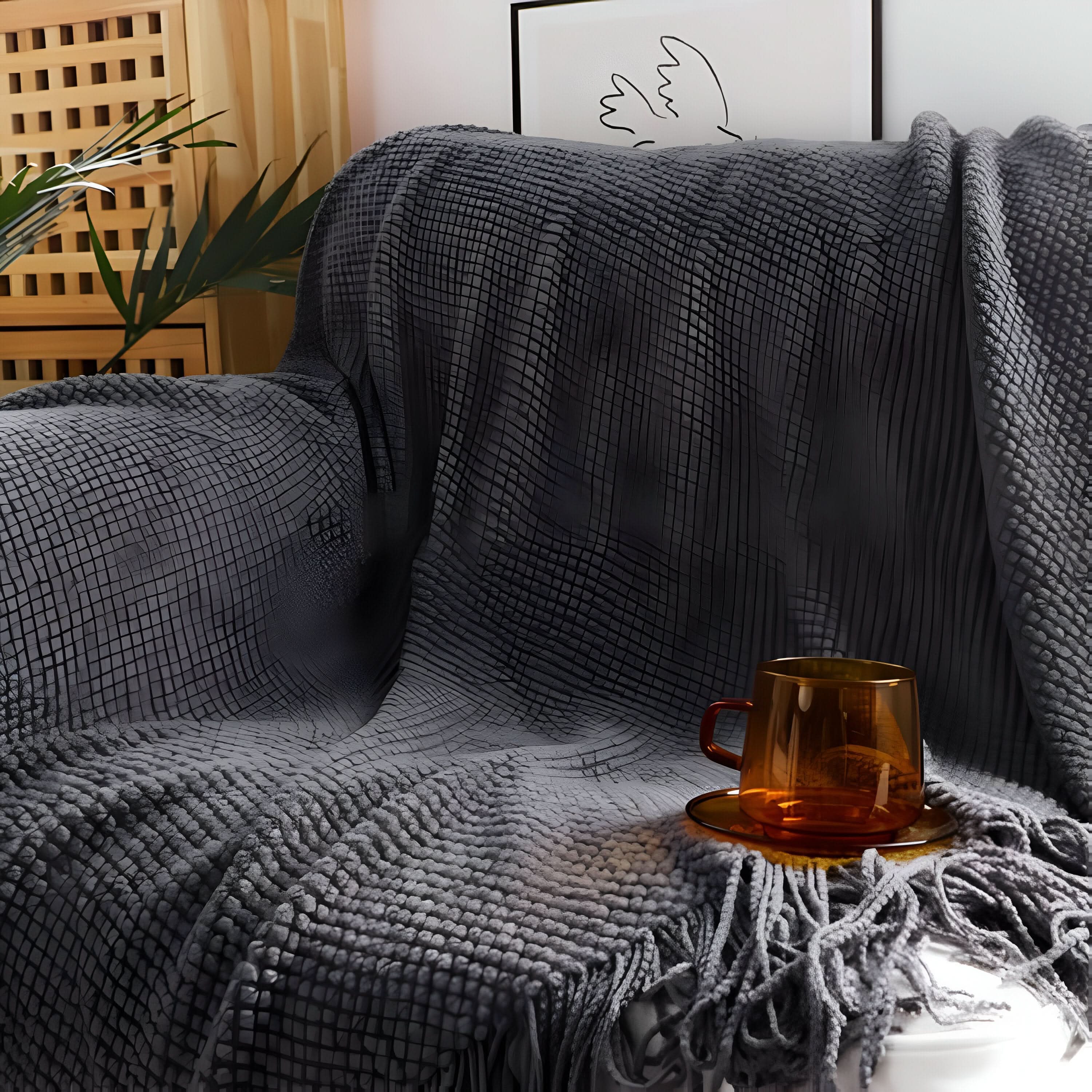 Cozy Fleece Knit Blanket with Soft Lining – Year-Round Comfort