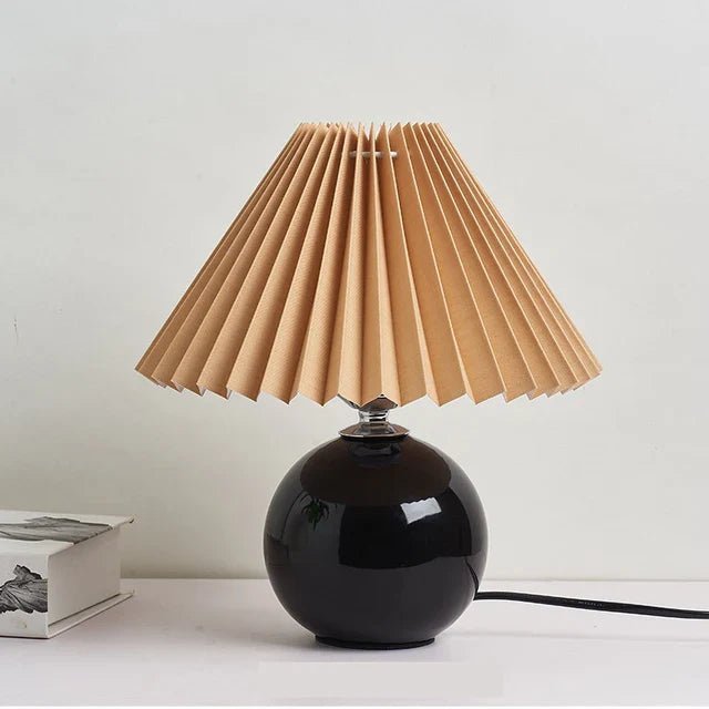 Chic Heritage Table Lamp with Adjustable Shade