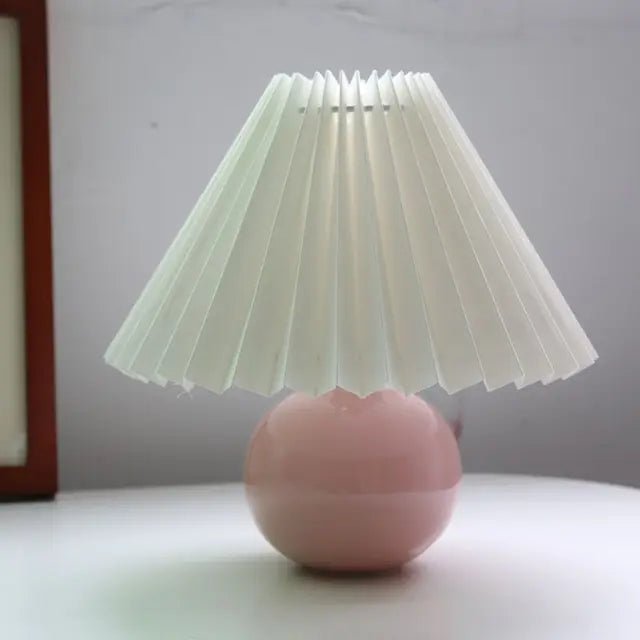 Chic Heritage Table Lamp with Adjustable Shade