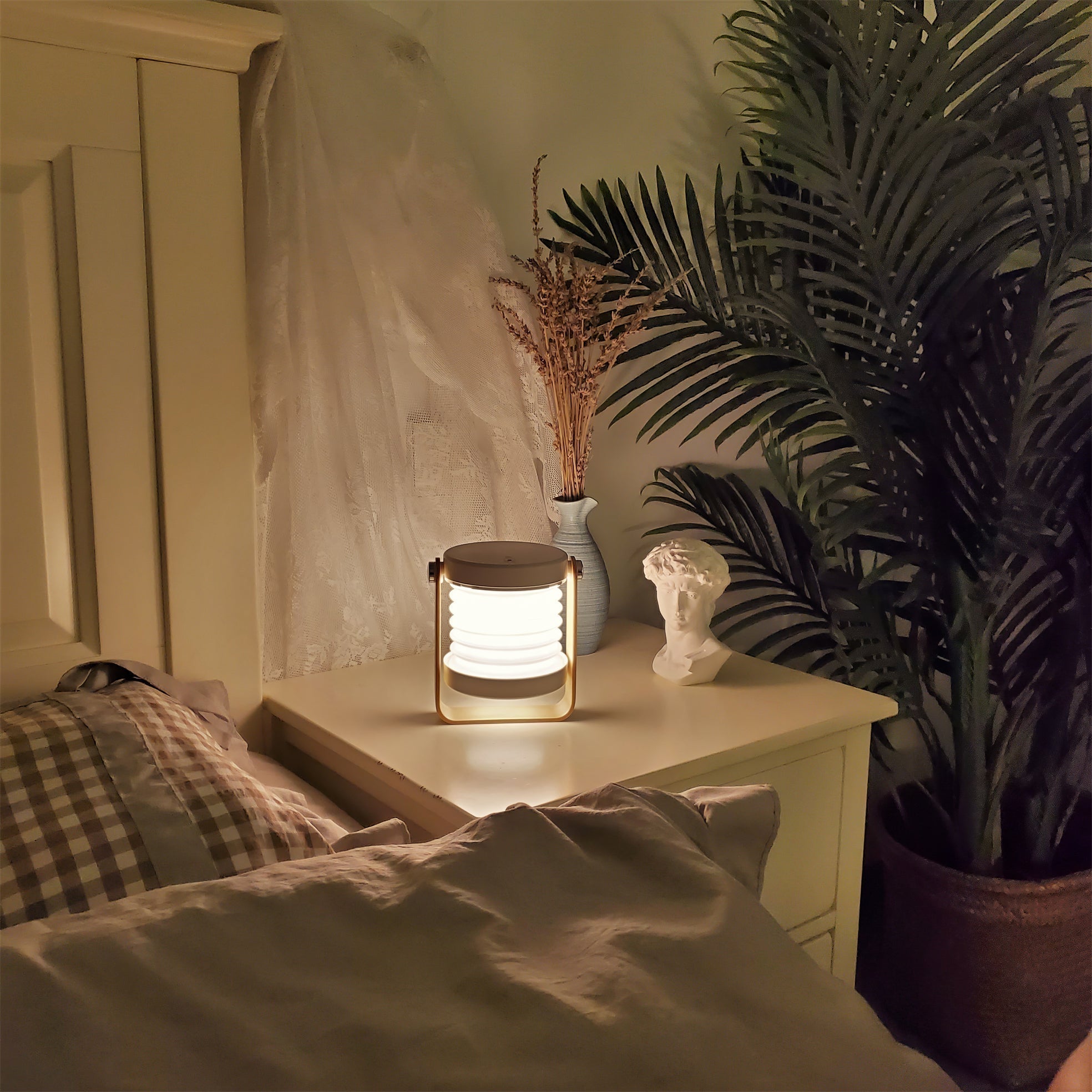 Lumosphere Honeycomb Portable Table Lamp for Warm Atmosphere