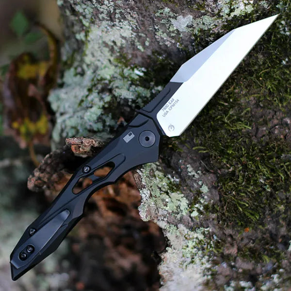 Compact Outdoor Utility Tool with Wharncliffe Blade and Swift Fold Design