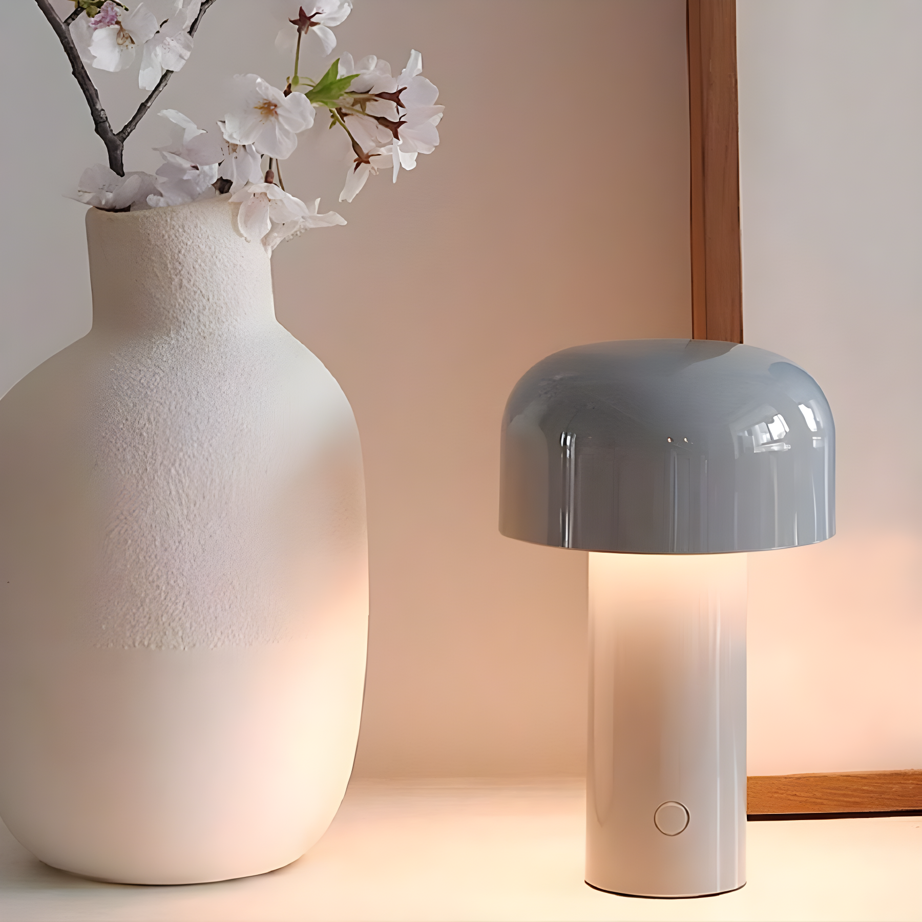 Taavita Wireless LED Table Lamp – Modern, Dimmable & Offering Freedom of Movement