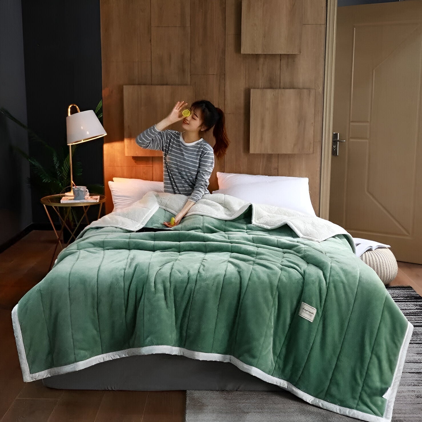 Elegant Design Super Soft Fleece Blanket – Warm and Cozy for Nights
