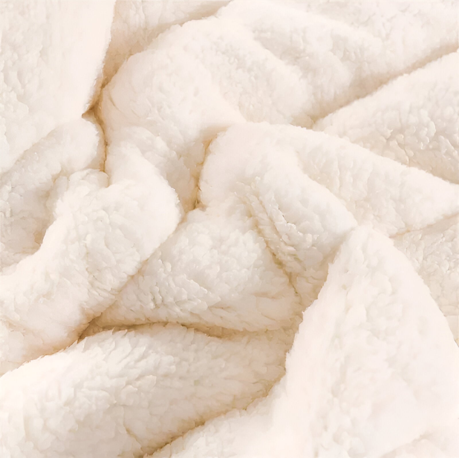 Elegant Design Super Soft Fleece Blanket – Warm and Cozy for Nights