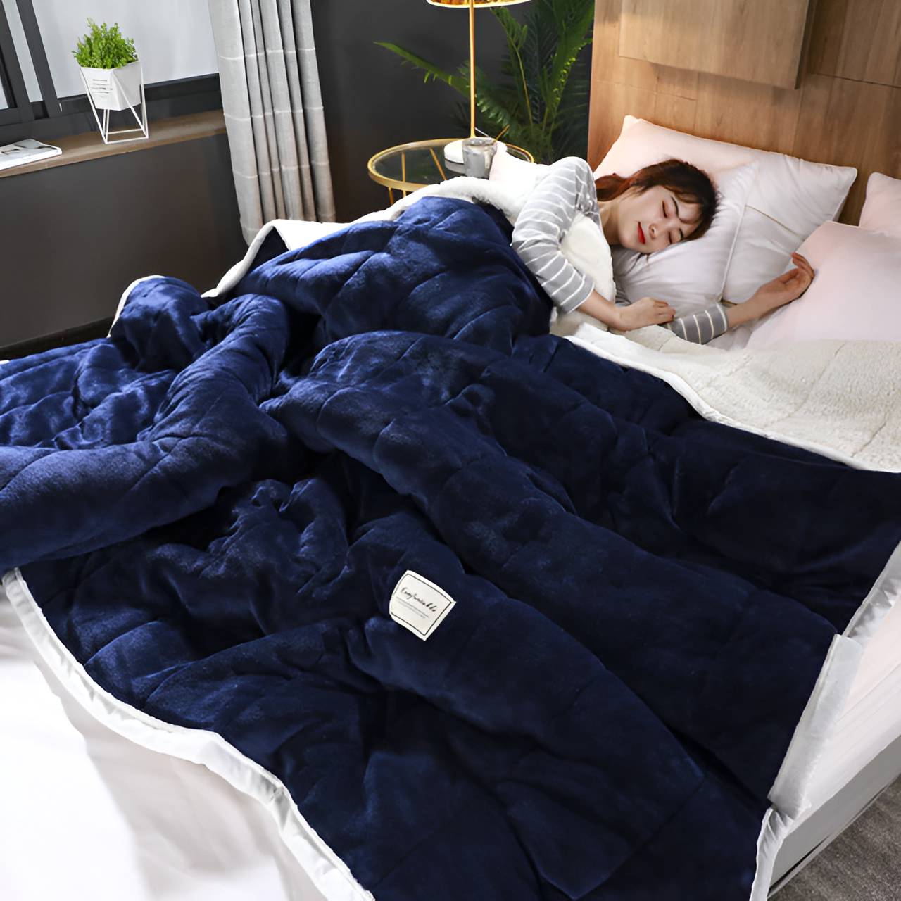 Elegant Design Super Soft Fleece Blanket – Warm and Cozy for Nights
