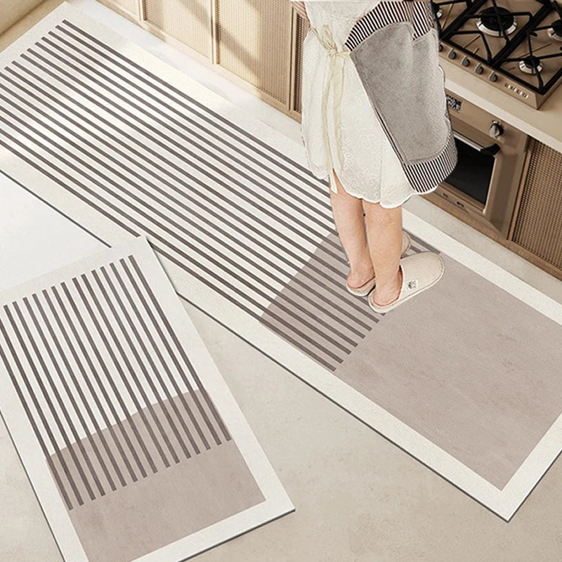 Non-Slip Bathroom Mat in Velvet | Ultra-Absorbent Bath Rug for Comfort