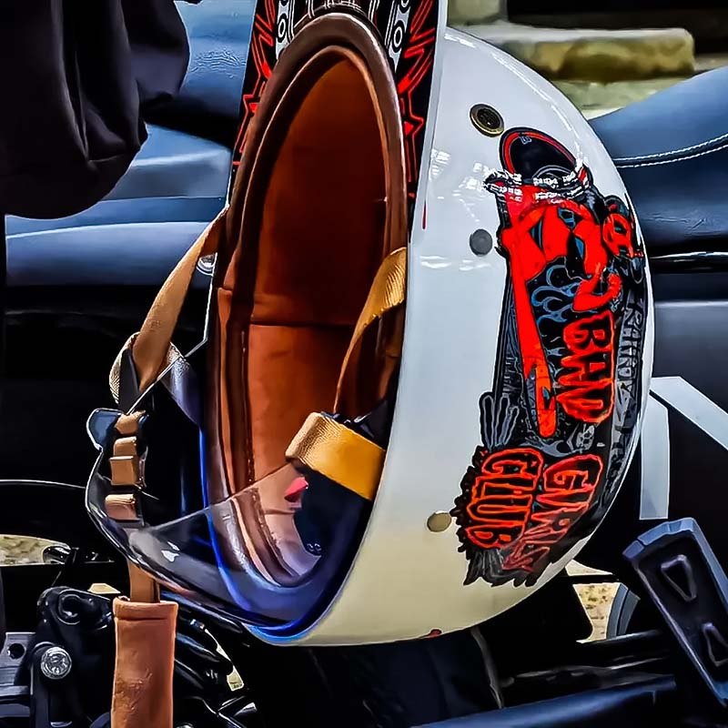 Lightweight Baseball Helmet – DOT Certified for Safety