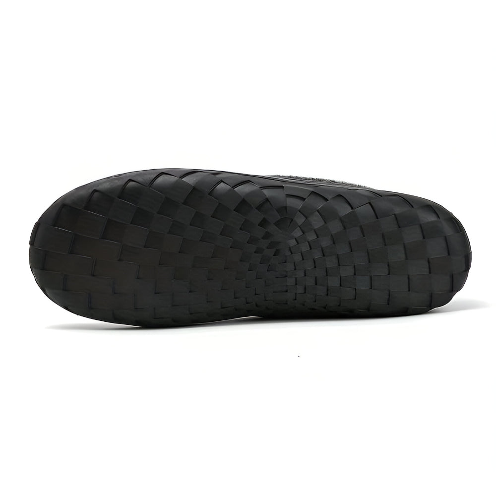 Cozy Slip-On Slippers for Men – Perfect for Home Relaxation