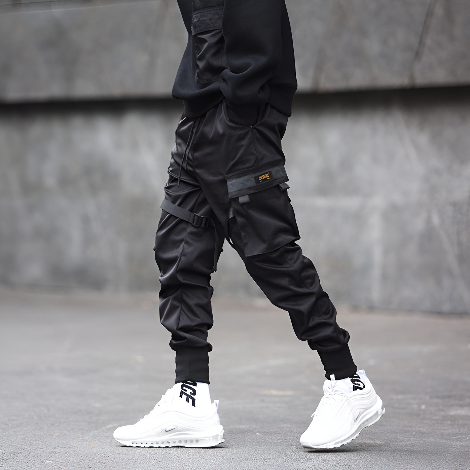 Urban Explorer Black Cargo Pants with Adjustable Straps