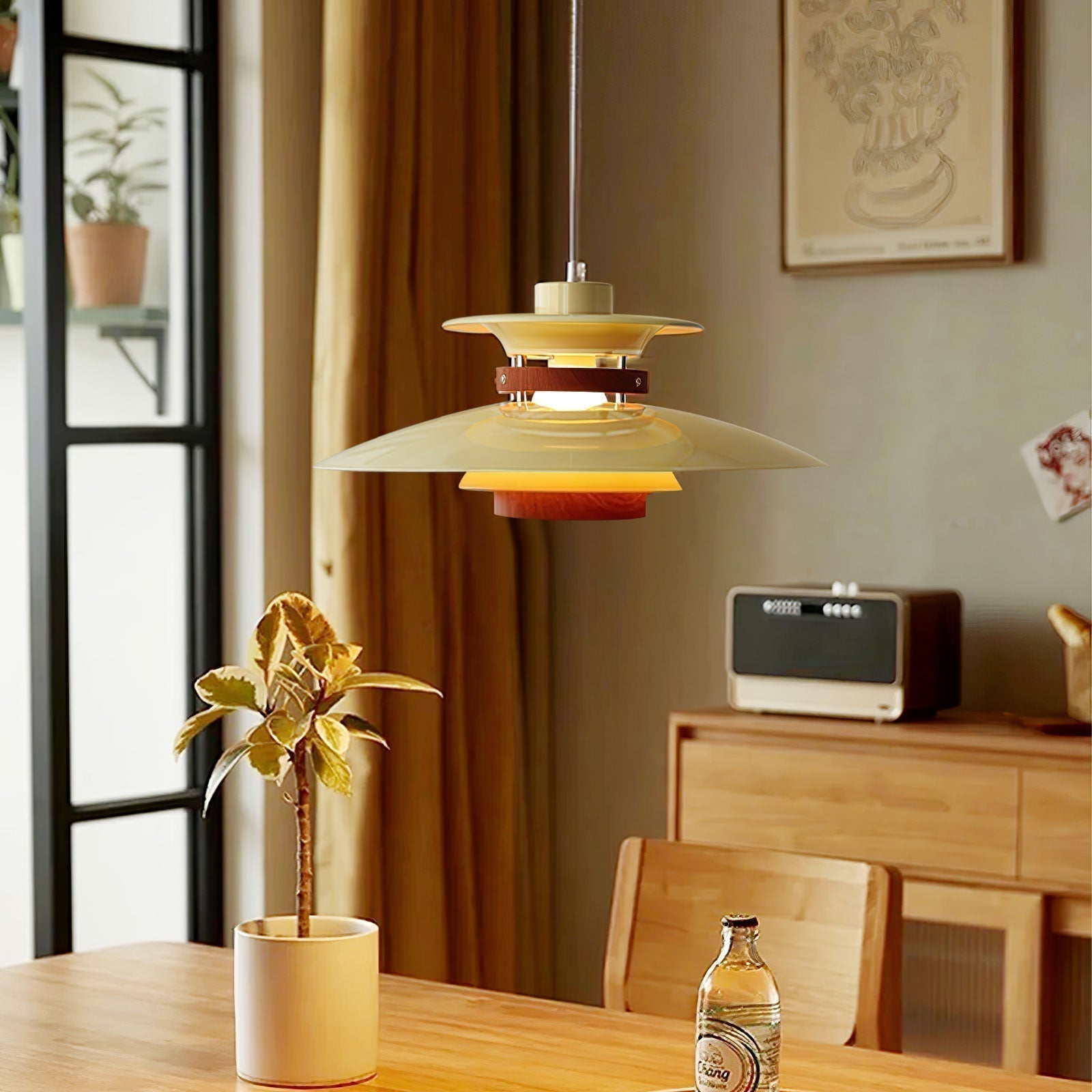 Luxe Pendant Light for a Cozy Atmosphere