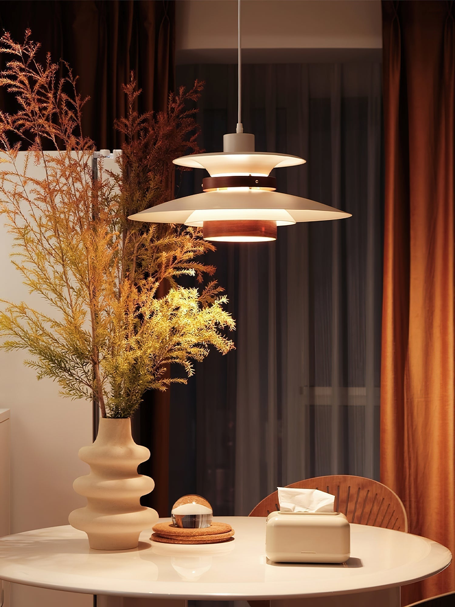 Luxe Pendant Light for a Cozy Atmosphere