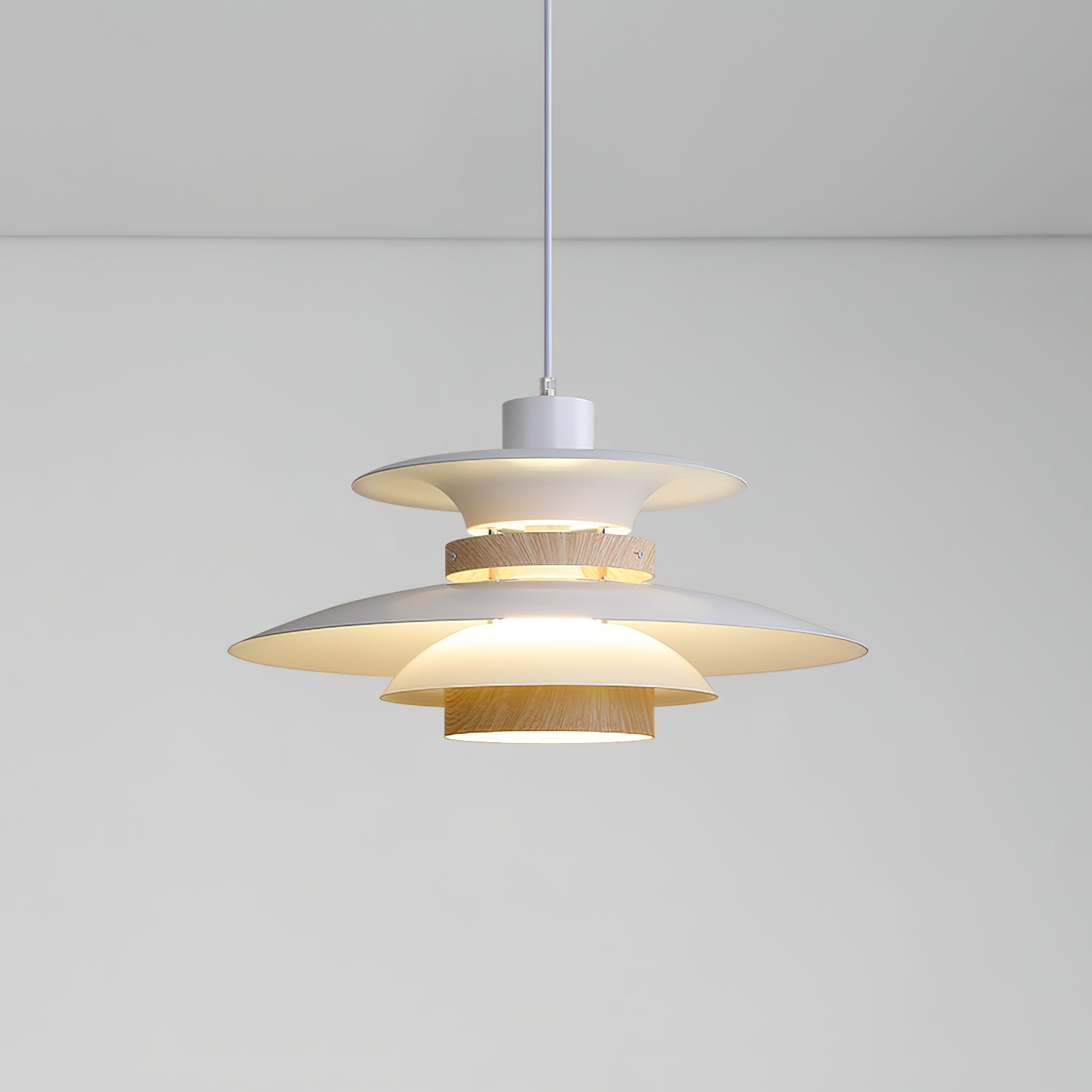 Luxe Pendant Light for a Cozy Atmosphere