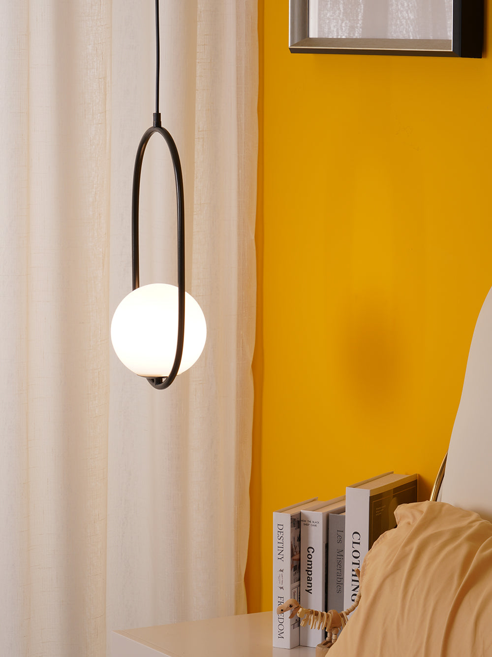 LuxeGlow Pendant Light for Stylish Home Environments