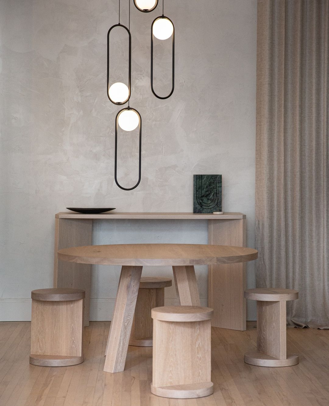 LuxeGlow Pendant Light for Stylish Home Environments