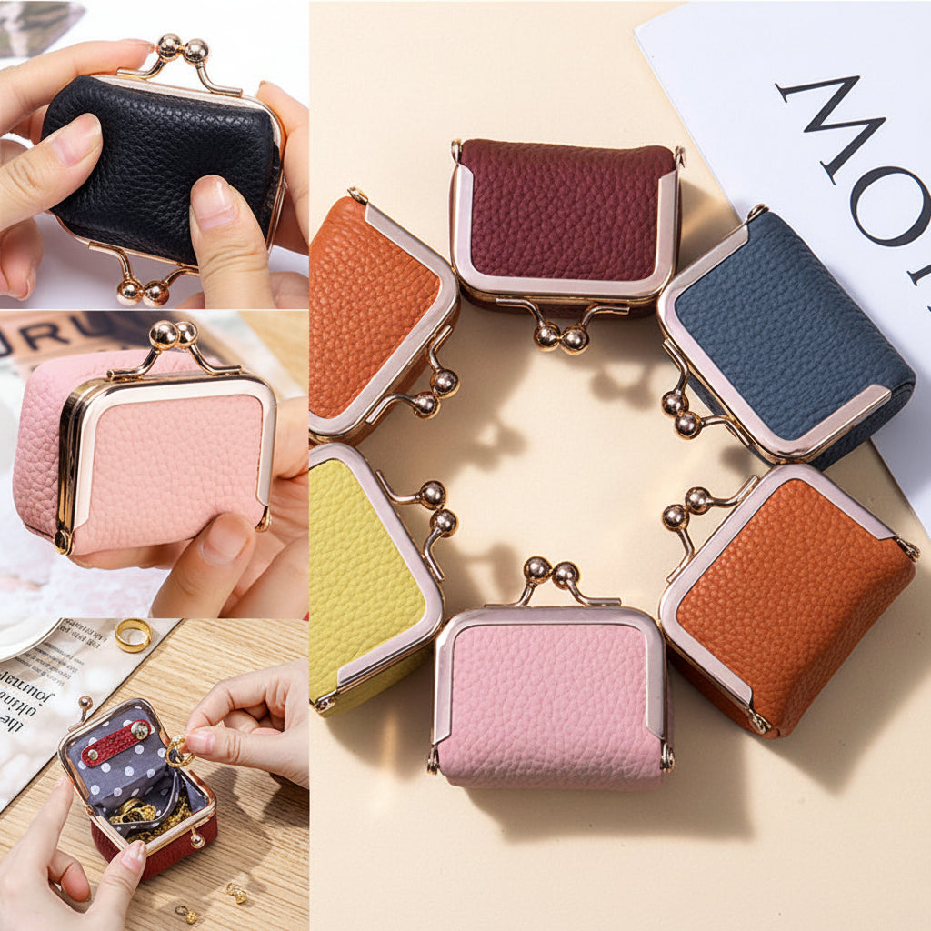Chic Travel Jewelry Organizer in Premium Leather with Gold Closure