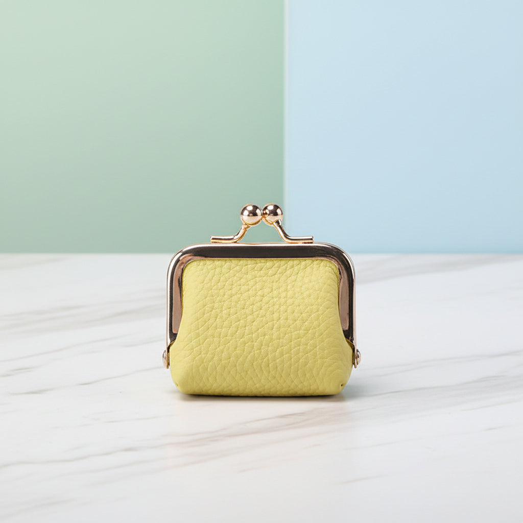 Chic Travel Jewelry Organizer in Premium Leather with Gold Closure