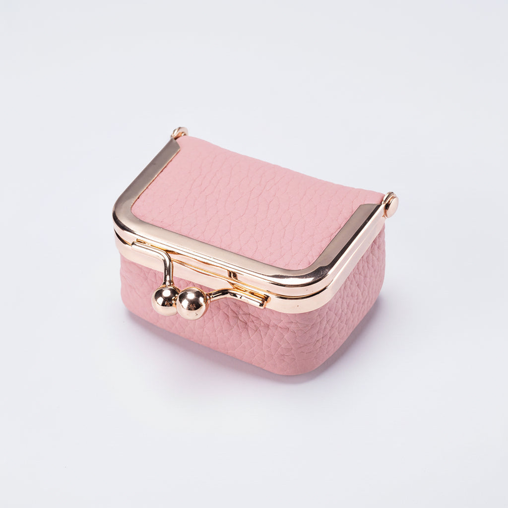 Chic Travel Jewelry Organizer in Premium Leather with Gold Closure