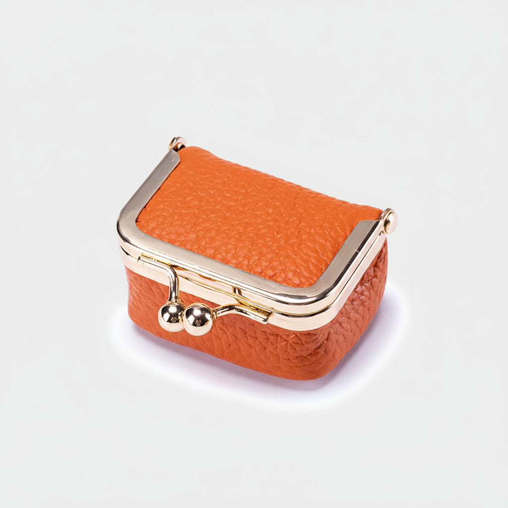Chic Travel Jewelry Organizer in Premium Leather with Gold Closure