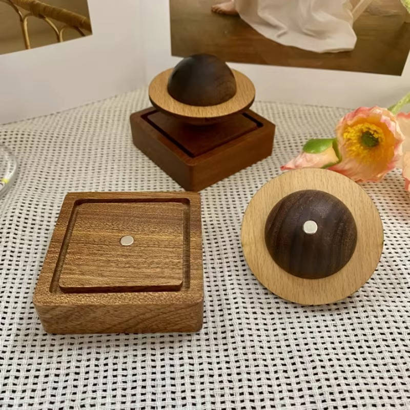 Natural Walnut Planet Diffuser – Elegant Essential Oil Decor
