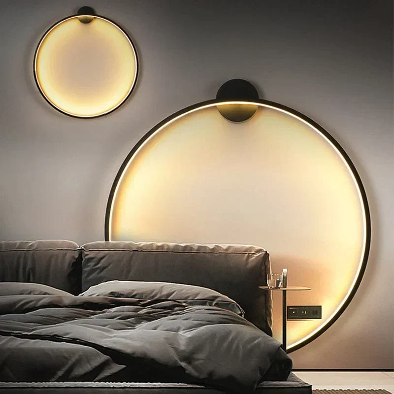Taavita - Minimalistic Round Wall Lamp