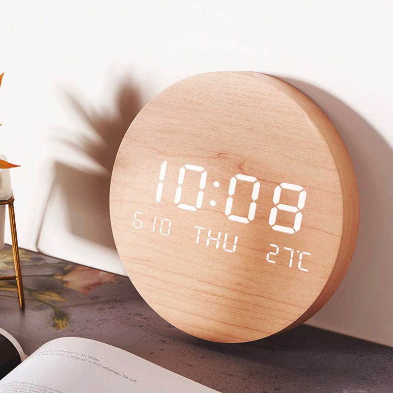 Sleek Rechargeable Wall Clock – Modern Minimalist Design for Easy Style