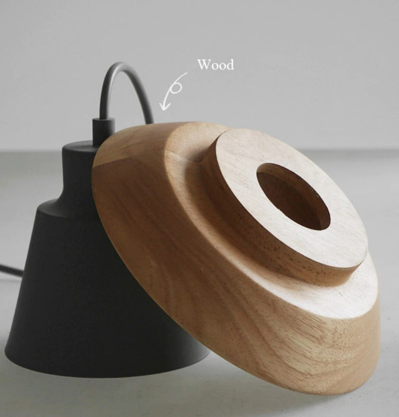 Wooden Pendant Light in Nordic Style