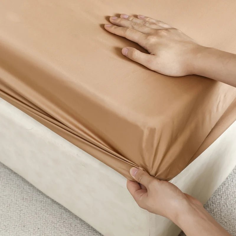 DreamEase Luxurious Mulberry Silk Cooling Fitted Sheet