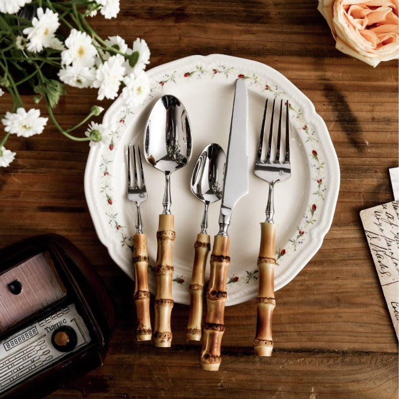 Natural Bamboo Cutlery Set: Luxury Bamboo Silverware Set by Luxus Heim