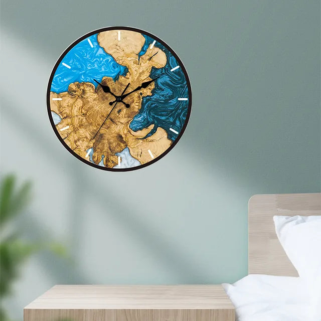 Taavita | Wall Clock with Unique Acrylic Design