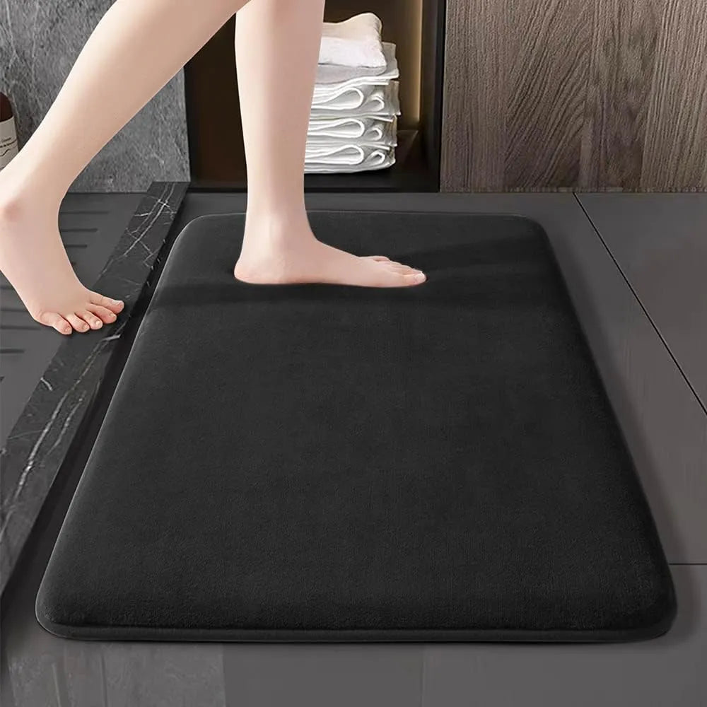 Soft Velvet Shower Mat – Ultra Absorbent and Non-Slip Bath Mat