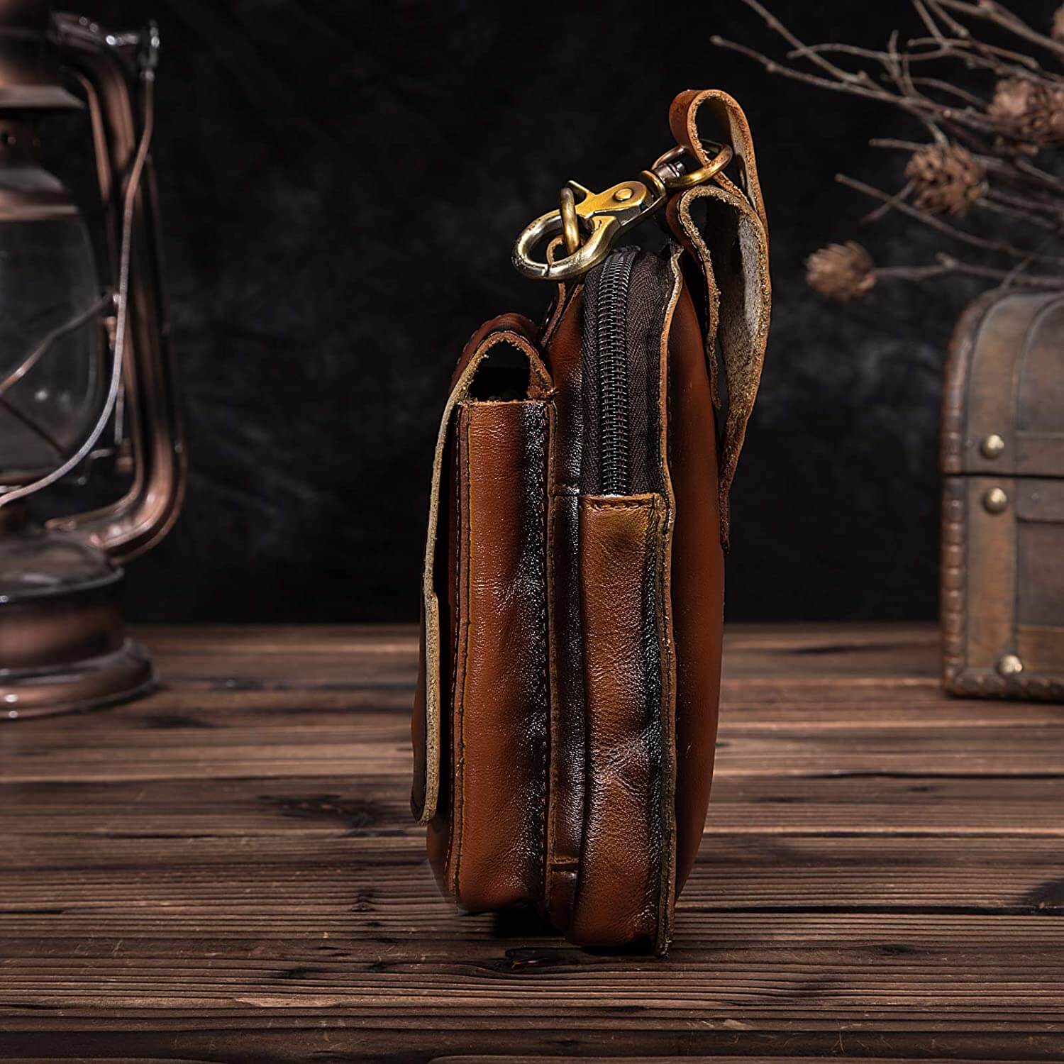 Men's Adjustable Strap Leather Waist Bag – Stylish and Durable for Daily Use