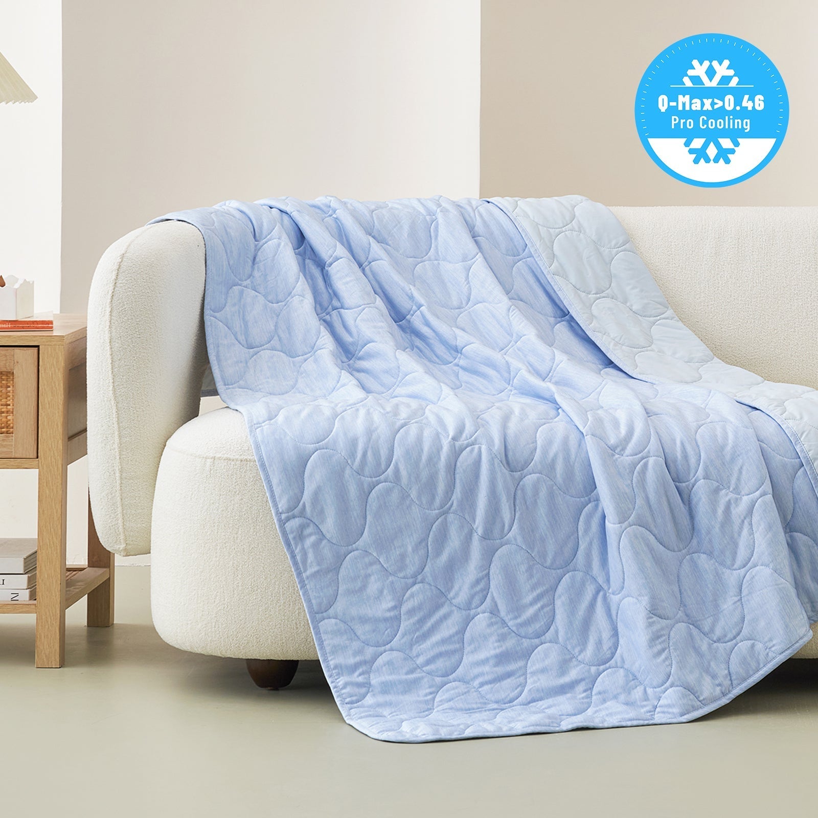 Japanese Fabric Cooling Bed Blanket – Reversible Design for Warm Sleepers