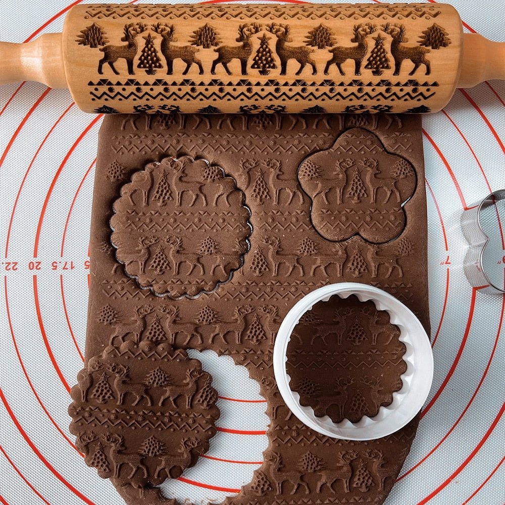 FestiveCraft Artisan Rolling Pin with Holiday Embossing