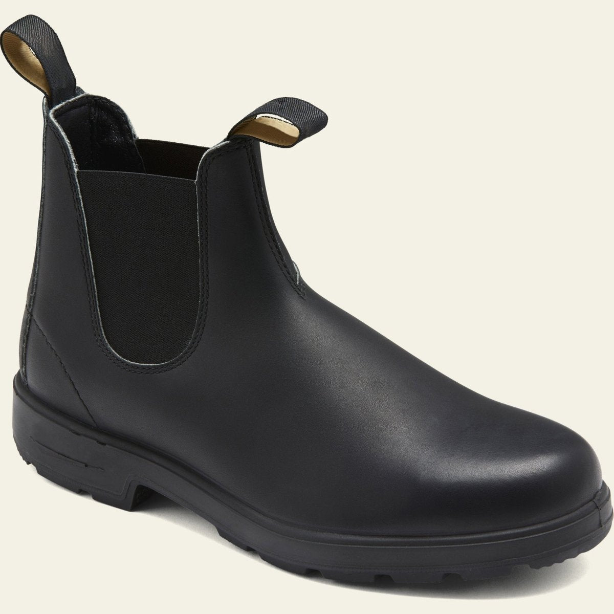 Everyday Essential: Sturdy Chelsea Boots for All-Day Comfort