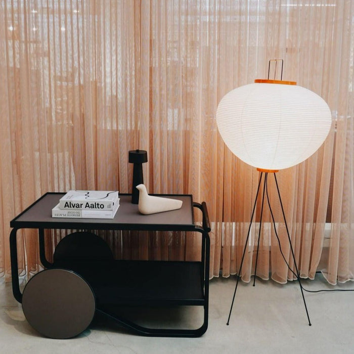 Taavita Floor Lamp - Elegant Minimalist Lighting for a Calming Atmosphere
