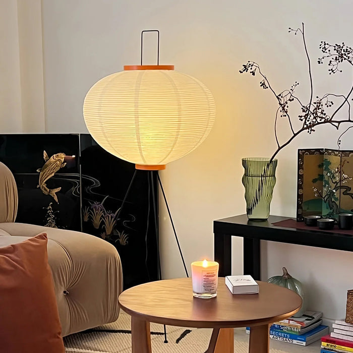 Taavita Floor Lamp - Elegant Minimalist Lighting for a Calming Atmosphere