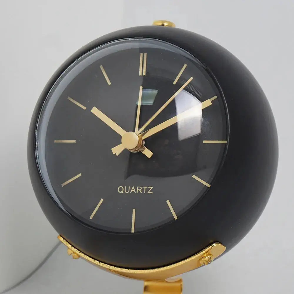 Elegant Silent Quartz Alarm Clock on Stylish Gold Base