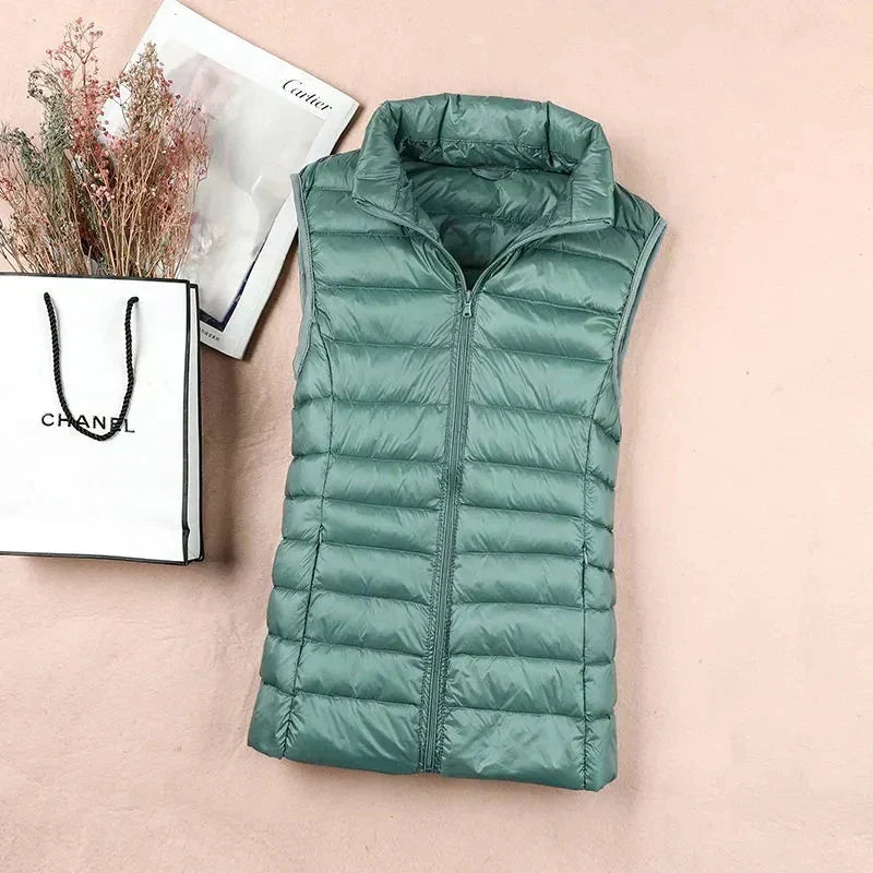 ChicSleeve Women's Lightweight Down Vest for Cold Weather