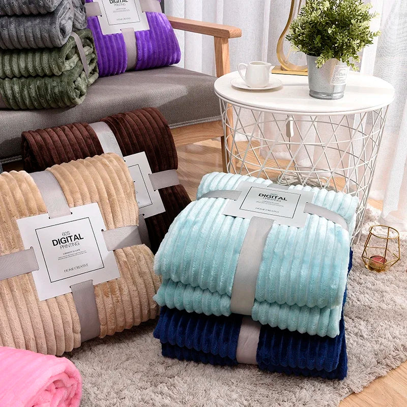 Taavita Flannel Blanket for Travel – Perfect Companion for Cozy Moments!