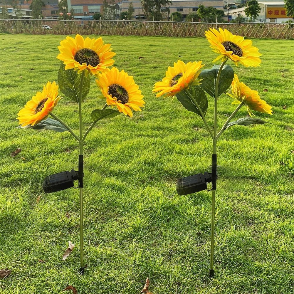 Durable Solar-Powered Daisy Lamp for Outdoor Lighting