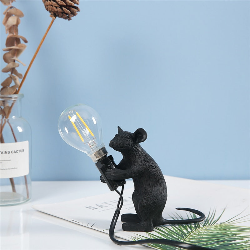 Whimsical Mouse-Inspired Table Lamp for Home Ambiance